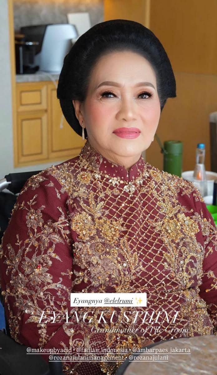 Gaya Keluarga di Akad Syifa Hadju-El Rumi