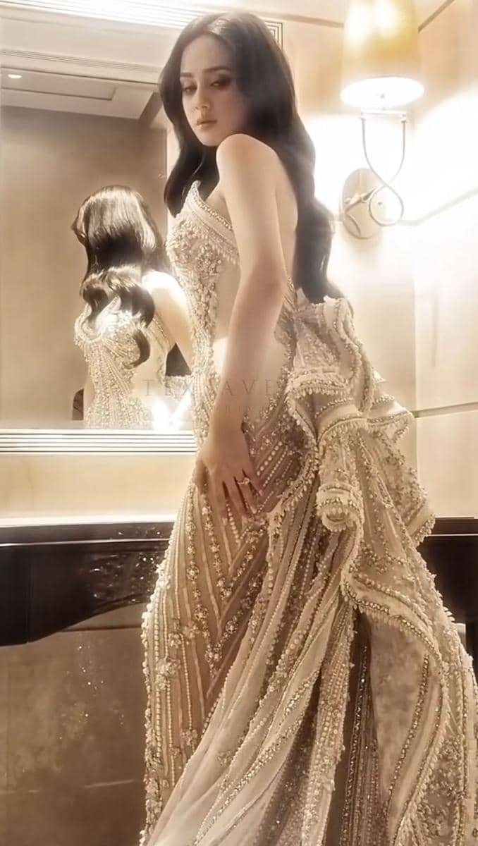 Gaya Syifa Hadju di Resepsi Nikah (instagram.com/texsaverio)