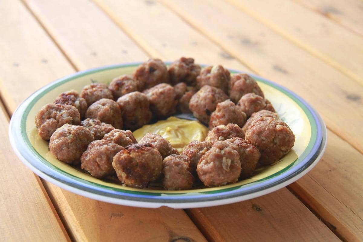 Resep Bakso Goreng Ayam Udang Pedas, Enaknya Bikin Ketagihan