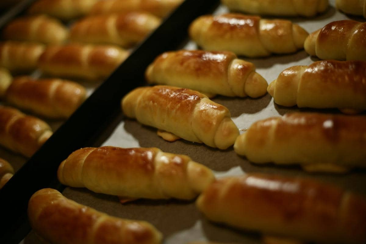 ilustrasi salt bread yang dipanggang