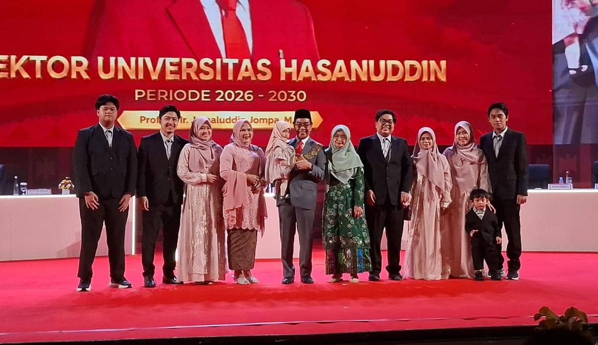Sah! Jamaluddin Jompa Dilantik Jadi Rektor Unhas Periode Kedua