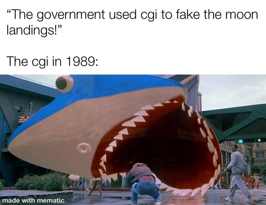 Meme kartun menampilkan hiu CGI besar dengan mulut terbuka lebar di jalan kota, disertai teks humor tentang CGI tahun 1989.