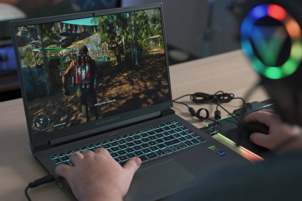bermain game di laptop