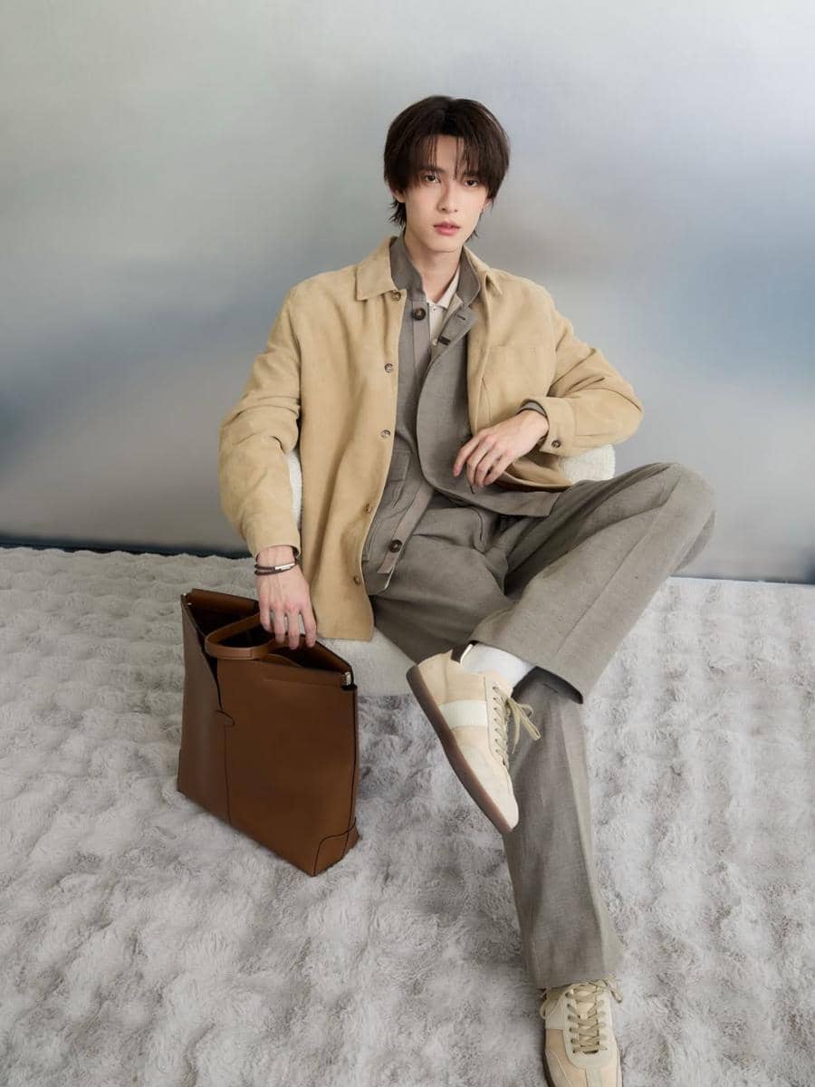 OOTD Sneakers ala Pooh Krittin