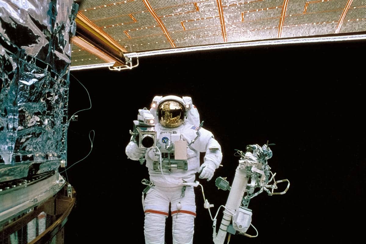 5 Hal Sepele di Bumi yang Tak Boleh Dilakukan Astronaut di ISS