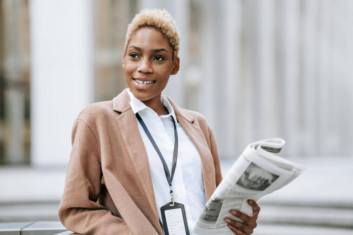 3 MBTI Introvert Cocok Berkarier sebagai Public Relations Specialist