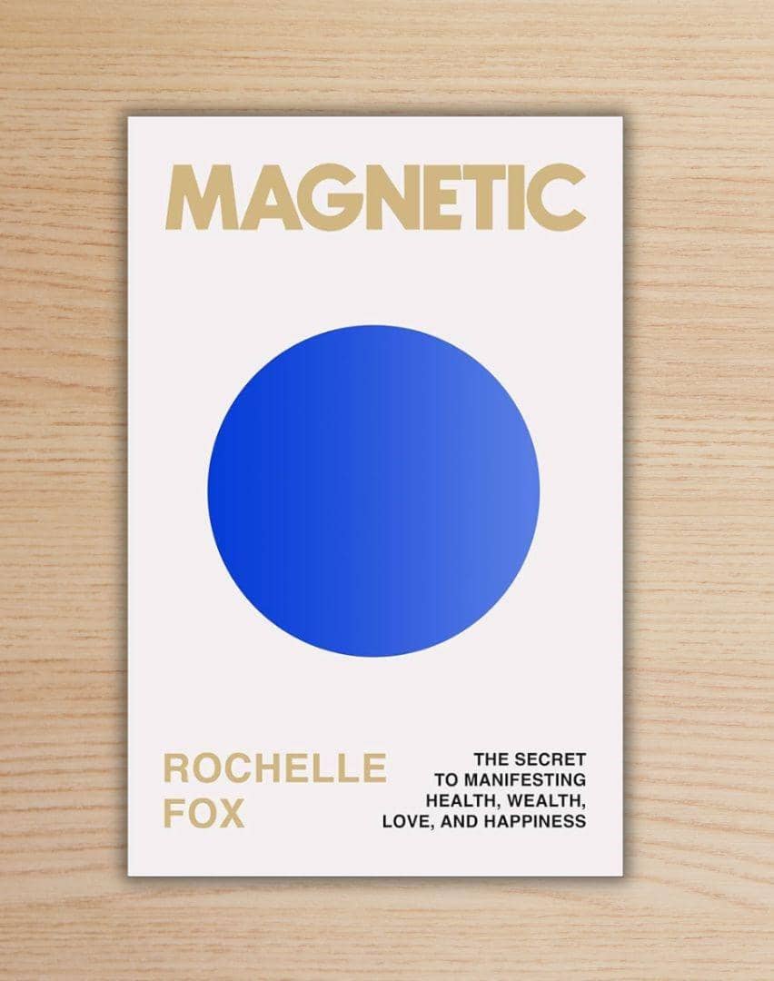 Magnetic karya Rochelle Fox