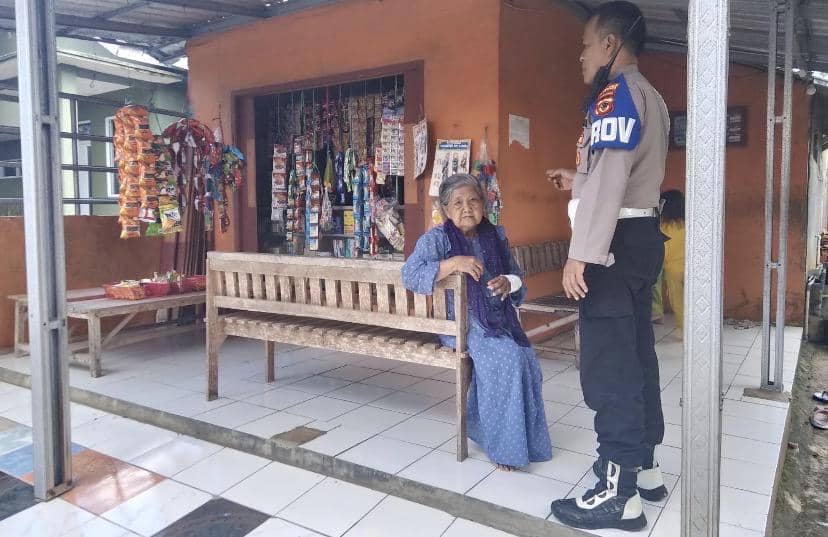 Nenek 72 Tahun di Sukabumi Dijambret saat Jaga Warung 