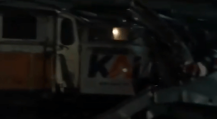 Kecelakaan KRL dan Kereta Argo Bromo Anggrek 4.png