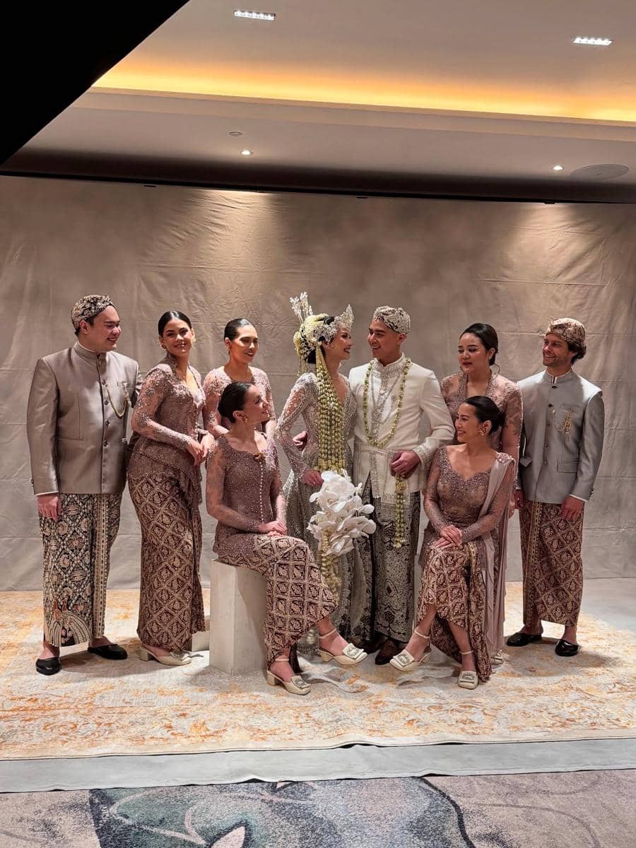 bridesmaid Alyssa Syifa