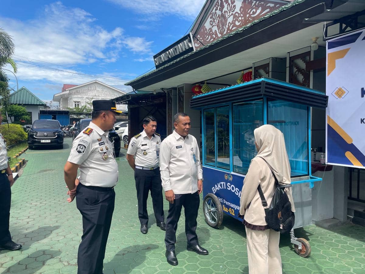 HBP ke-62 di Kalbar, 3 Gerobak Disalurkan: Bantu Ekonomi Keluarga WBP