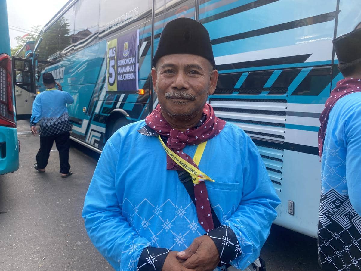 Menabung Selama 10 Tahun, Petani Cirebon Akhirnya Berangkat Haji