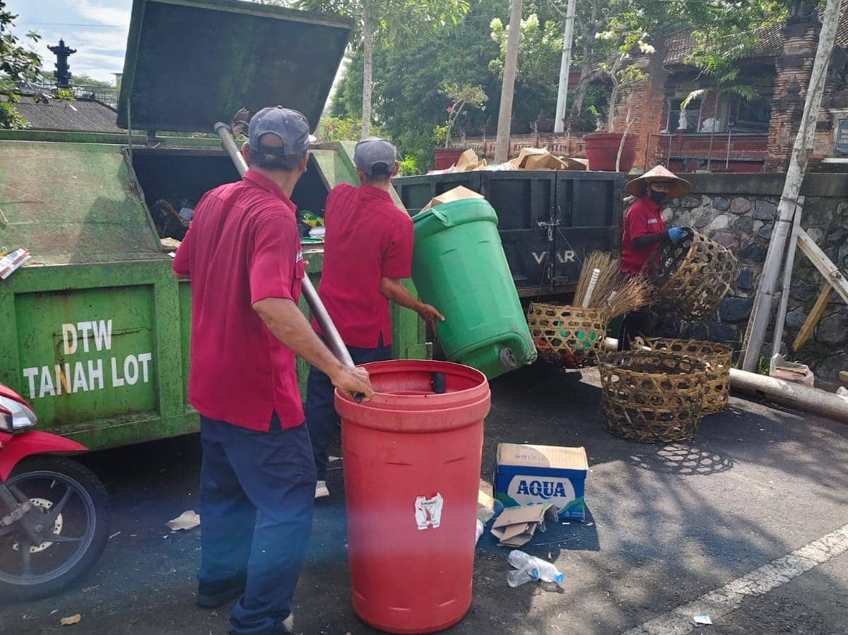 Olah Sampah Mandiri, Wisata Tanah Lot Hasilkan 2 Kontainer Per Hari 