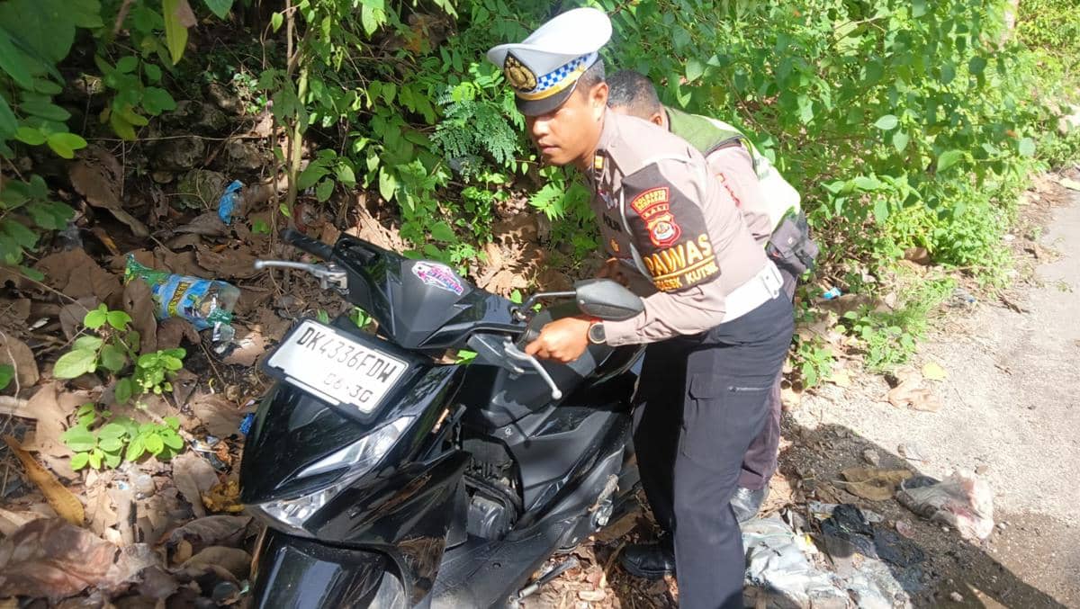 Mahasiswa Meninggal Dunia usai Tertimpa Pohon Kapuk di Kuta Selatan