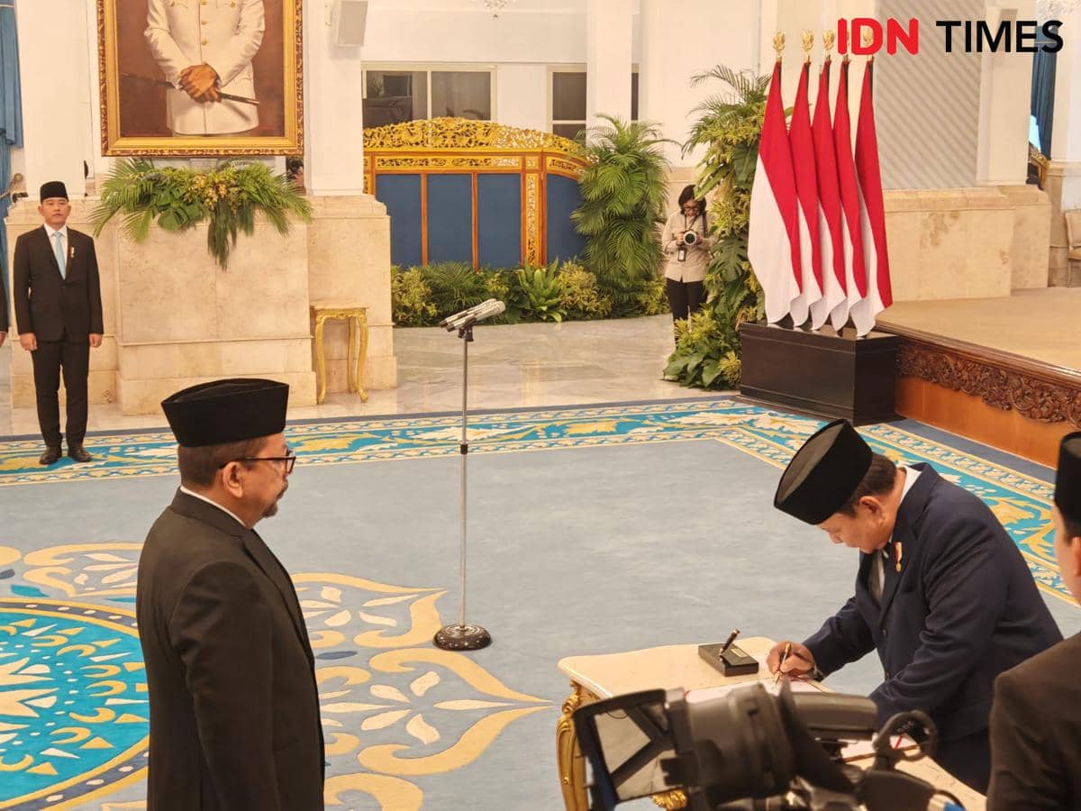 Prabowo Lantik Qodari Jadi Kepala Bakom
