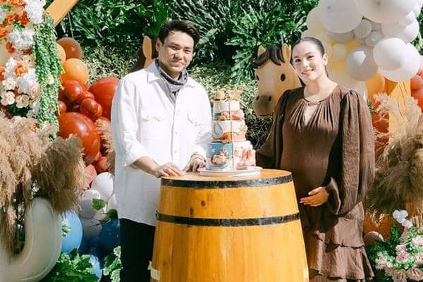 7 Potret Pesta Gender Reveal Kehamilan Chelsea Islan, Girl or Boy?