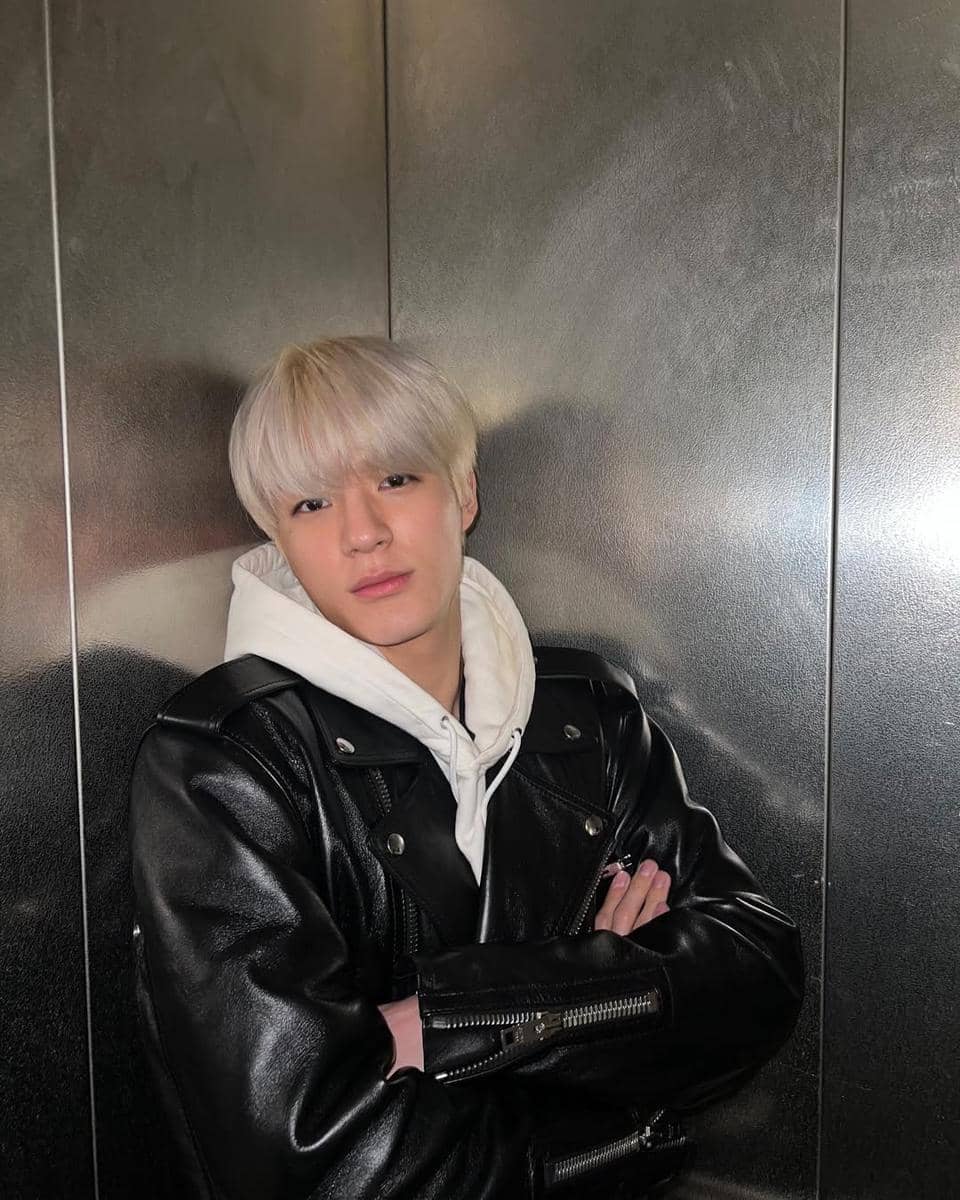   Model rambut ala Jeno NCT (instagram.com/leejen_o_423)