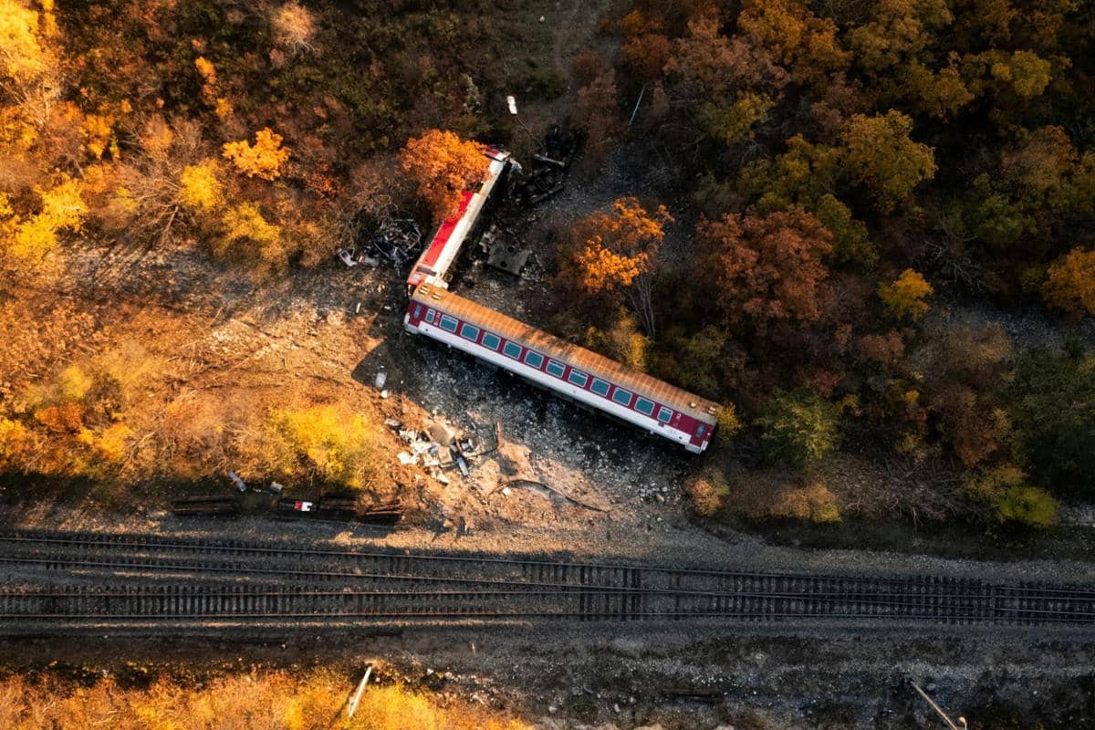 ilustrasi kecelakaan kereta api