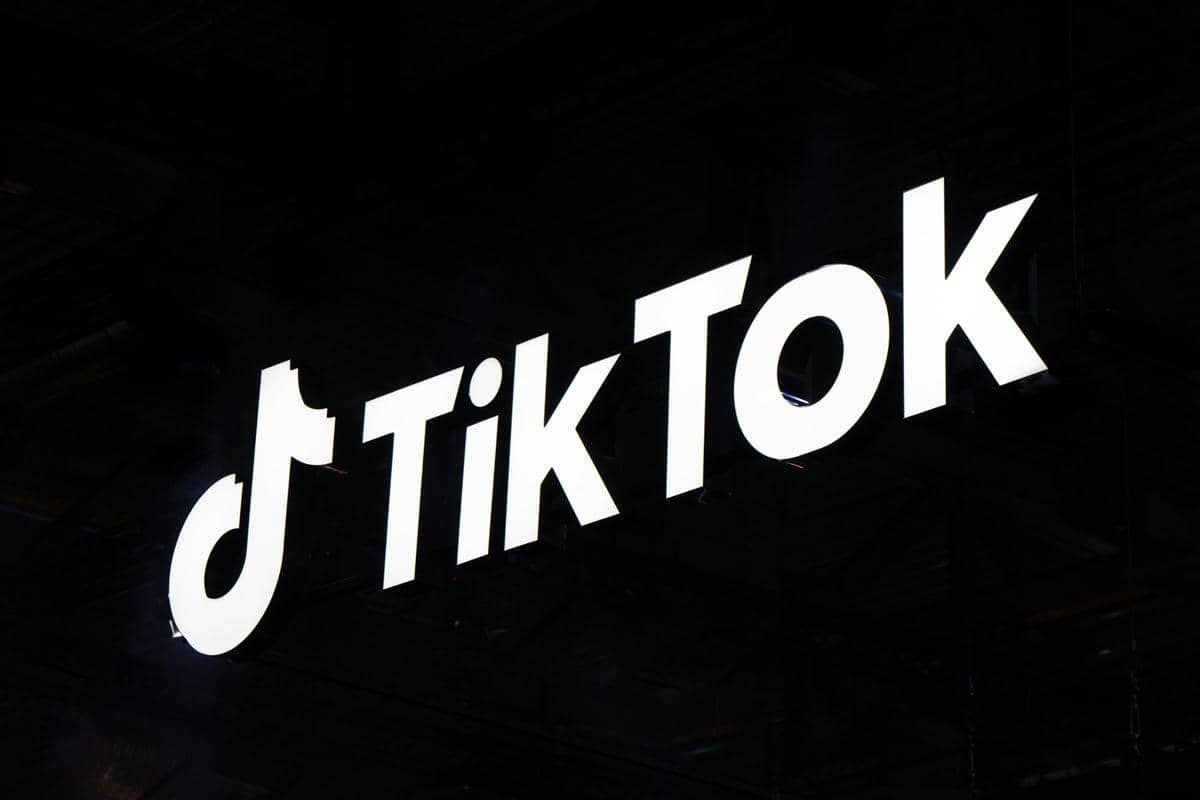 ilustrasi logo TikTok