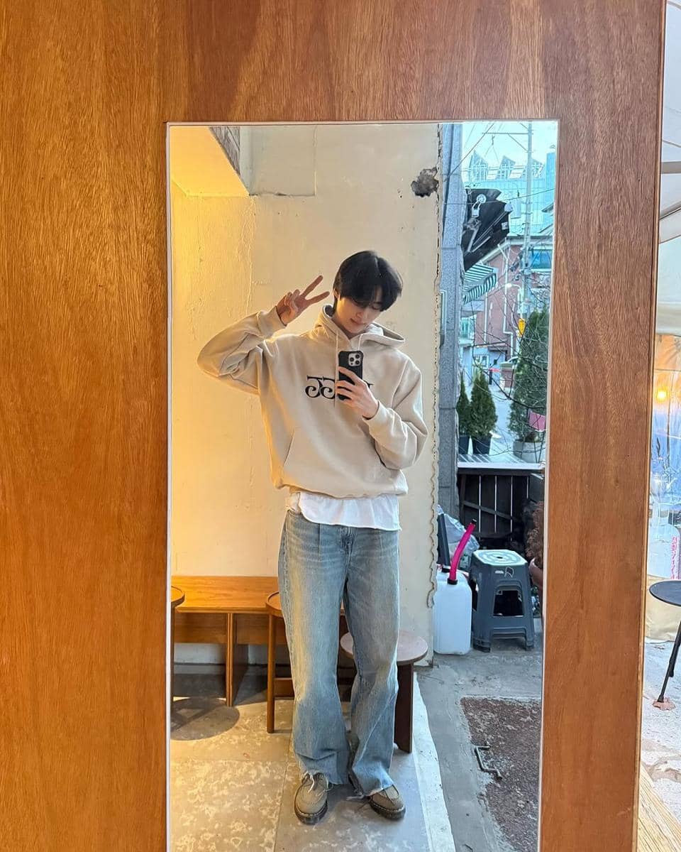 OOTD musim dingin ala Byeon Woo Seok