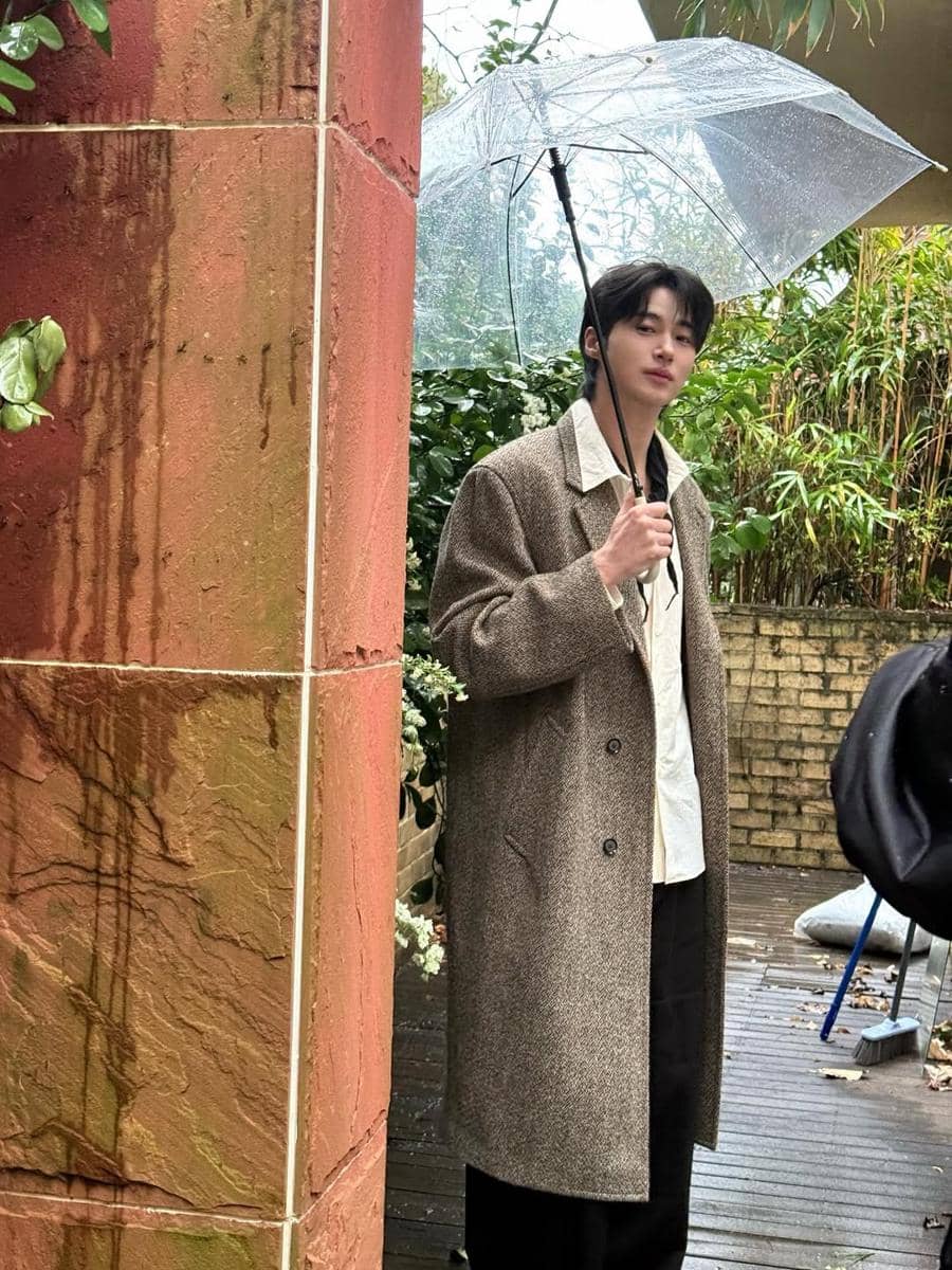 OOTD musim dingin ala Byeon Woo Seok