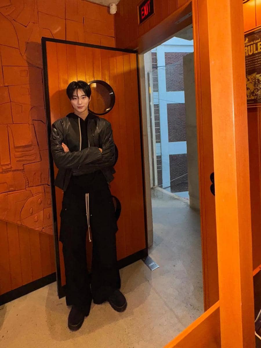 OOTD musim dingin ala Byeon Woo Seok