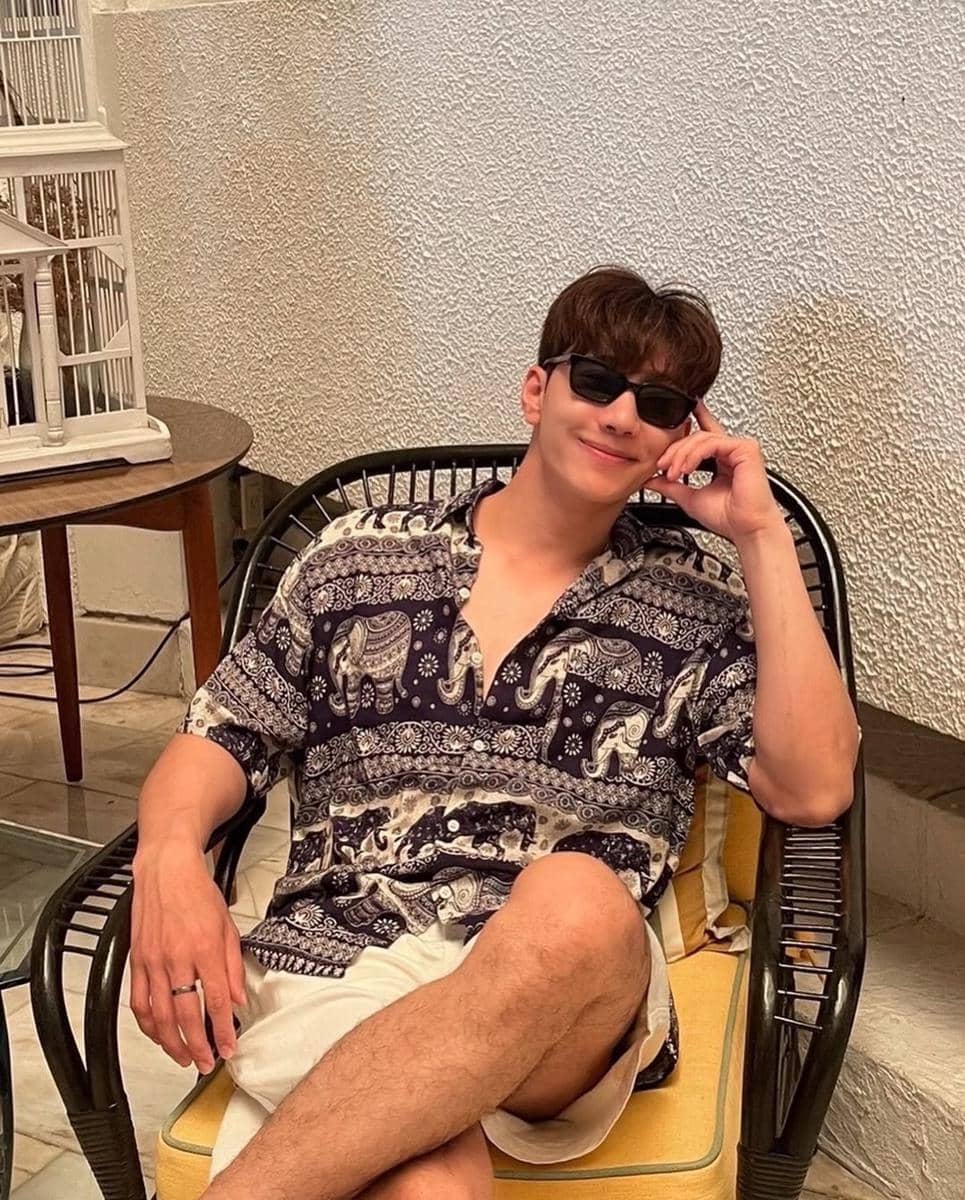 OOTD Musim Panas ala Mond Tanutchai