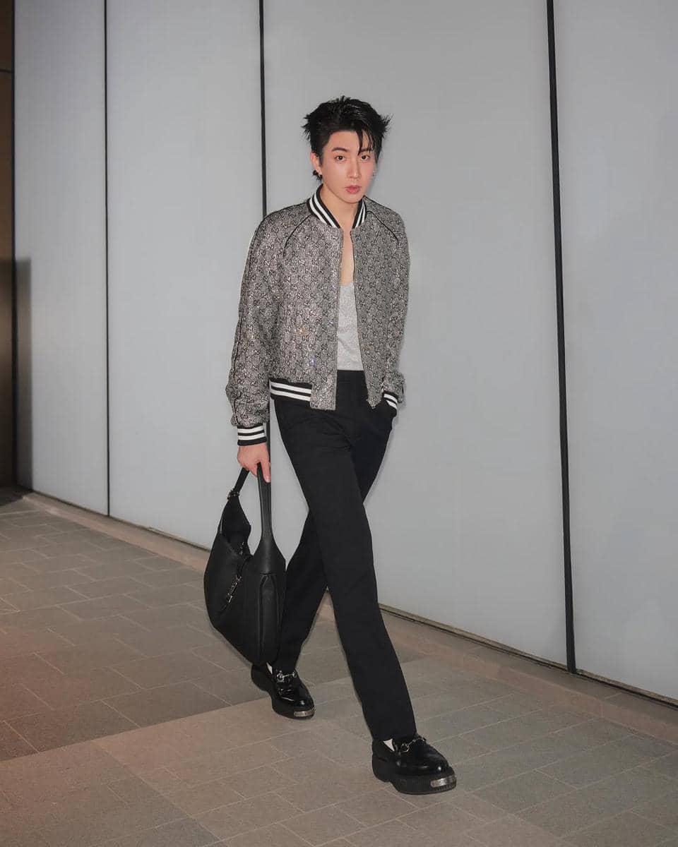 OOTD Loafers Shoes ala Off Jumpol