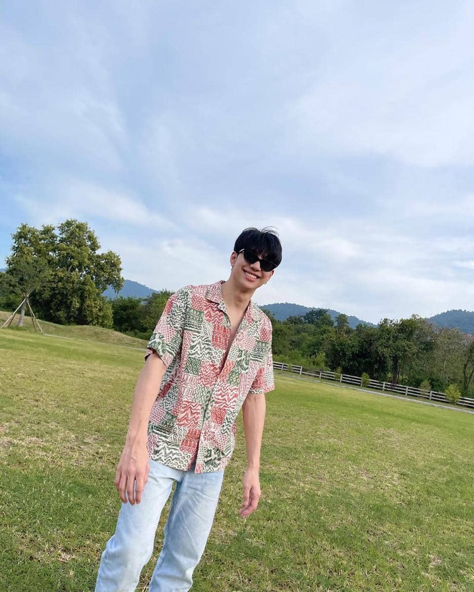 OOTD Musim Panas ala Mond Tanutchai