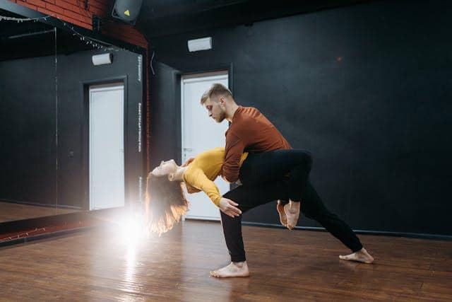 5 Khasiat Berdansa untuk Mental Health, Redakan Cemas