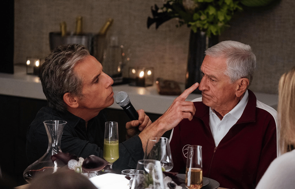 Robert De Niro (kanan) dalam Focker-In-Law