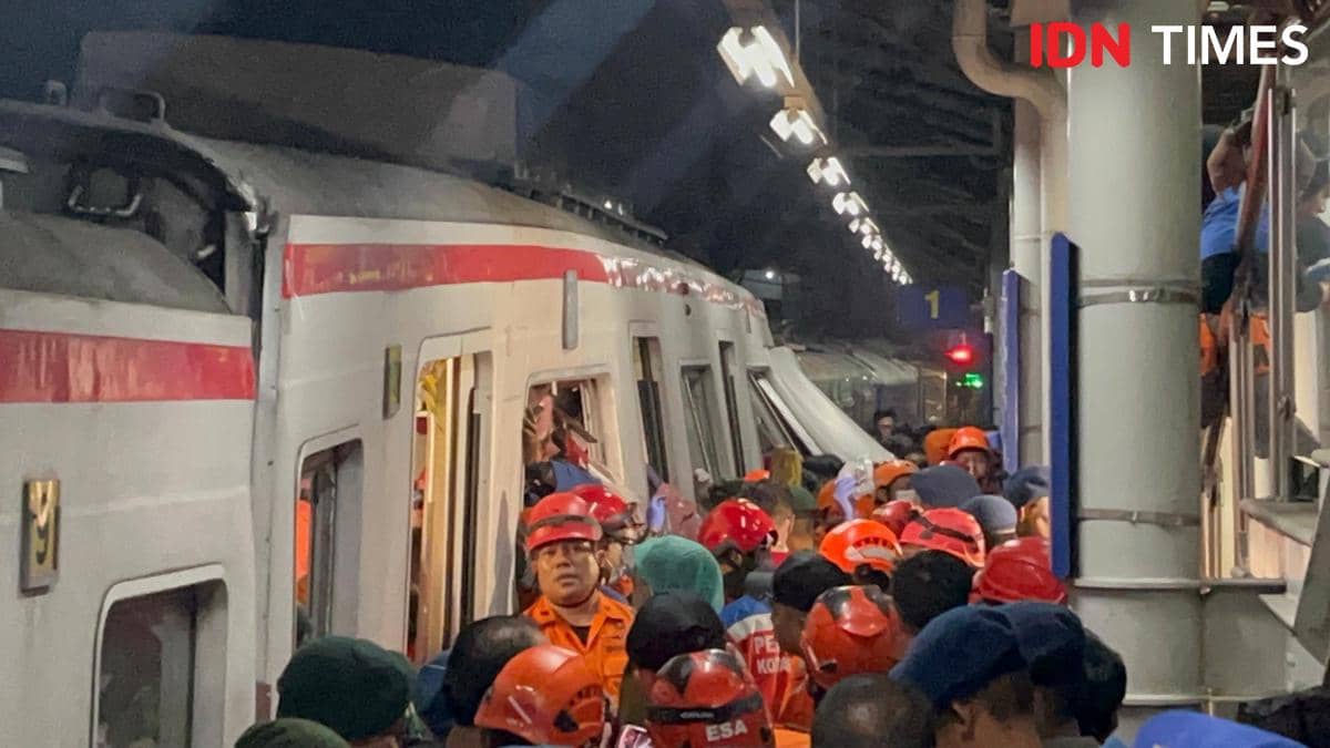 KAI: 240 Penumpang Argo Anggrek Selamat dalam Insiden Tabrakan KRL