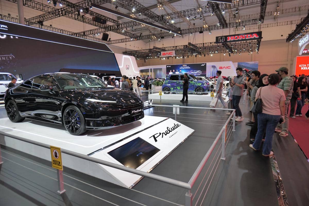 Foto Display Honda Prelude Concept di Booth Honda.jpg