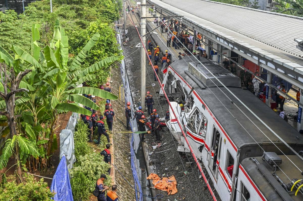 Cerita Rombongan Penari Berburu Tiket Bus Imbas Insiden Kereta Bekasi