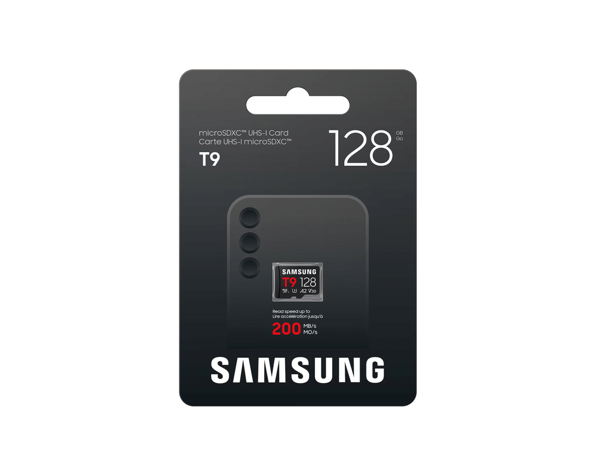 Kartu memori Samsung microSD T9 berkapasitas 128GB dalam kemasan hitam dengan kecepatan baca hingga 200MB/s.