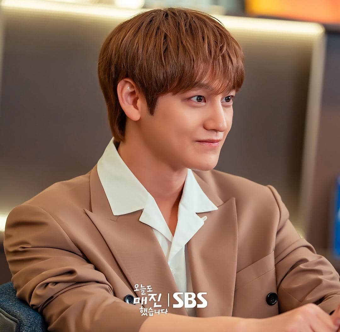 Still Cut Kim Beom di Sold Out on You 