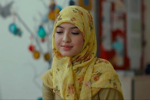 Raline Shah dalam 99 Cahaya di Langit Eropa
