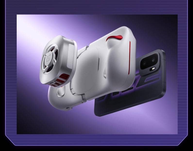 OnePlus Ace 6 Ultra dengan aksesori game controller dan kipas pendingin  