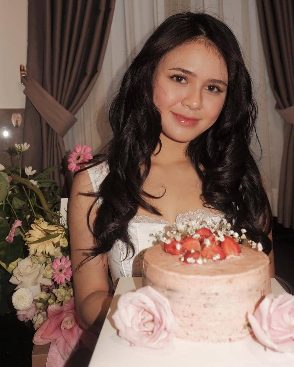 inspirasi hairstyle ala Maizura 