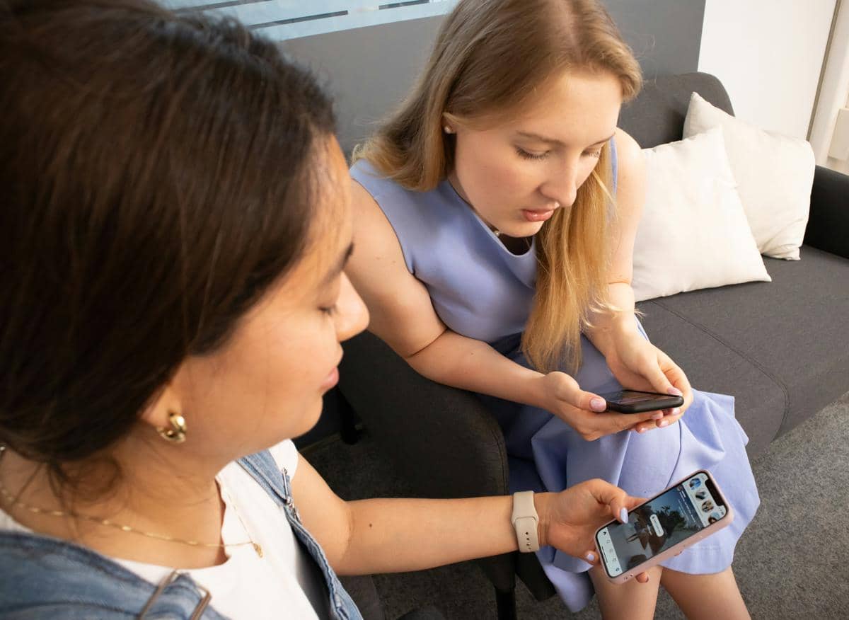 ilustrasi pick me mom