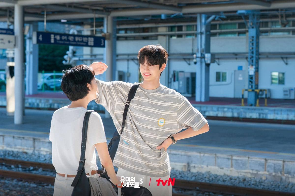 7 Sisi Manis Shin Soon Rok yang Bikin Yu Mi Gemas di Yumi's Cells 3