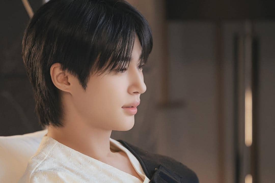 still cut drama Perfect Crown 