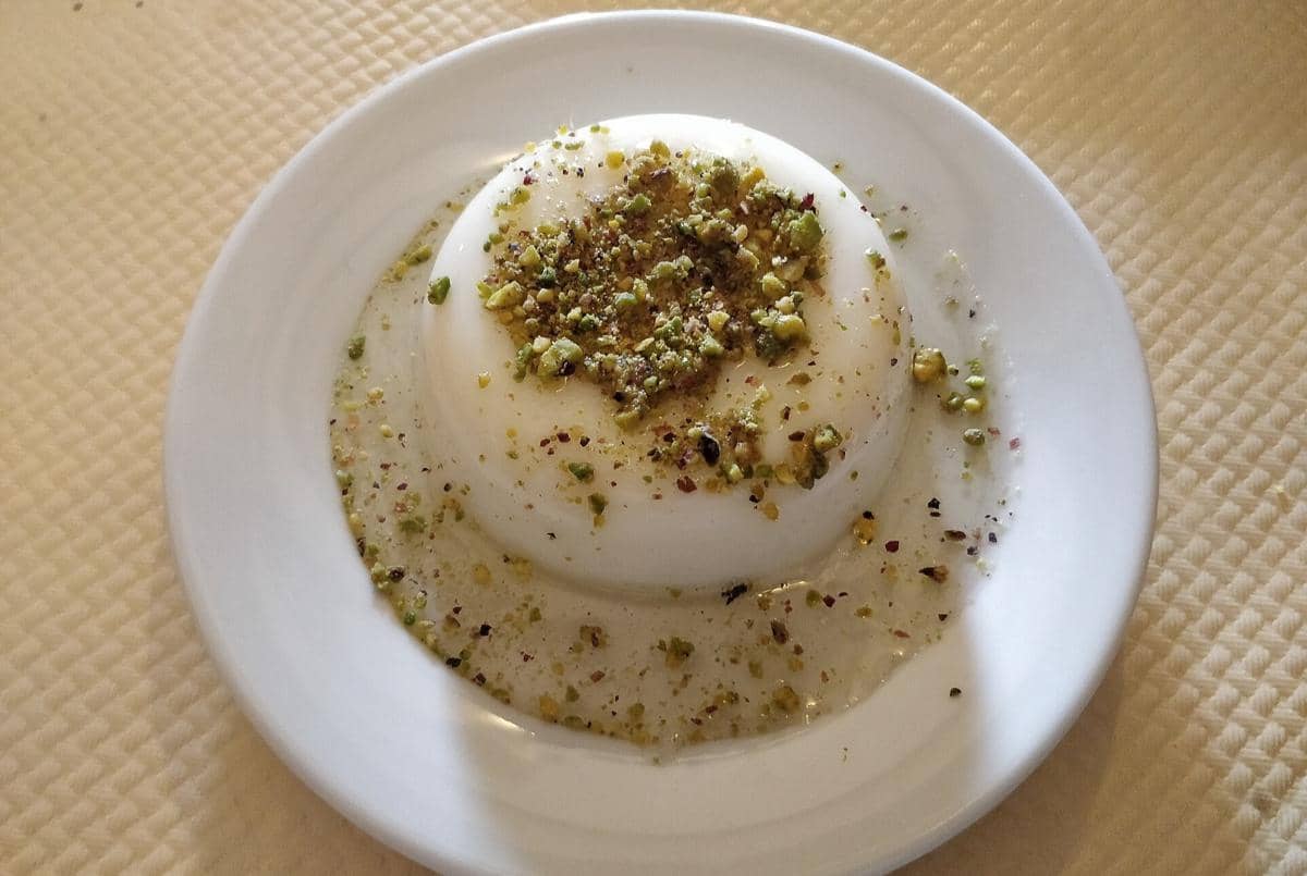 Resep Muhallebi, Puding Susu Khas Turki yang Lumer di Lidah!