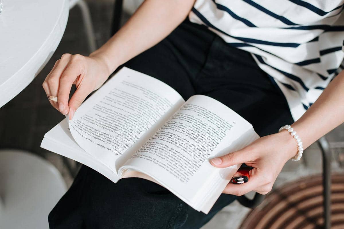 6 Buku Self-Improvement untuk Naikin Mood dan Energi Harian