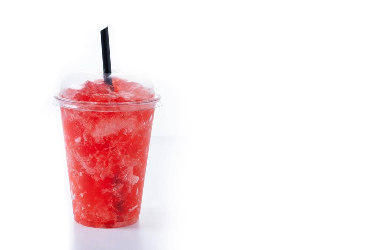 Ilustrasi MInuman Segar di Musim Panas