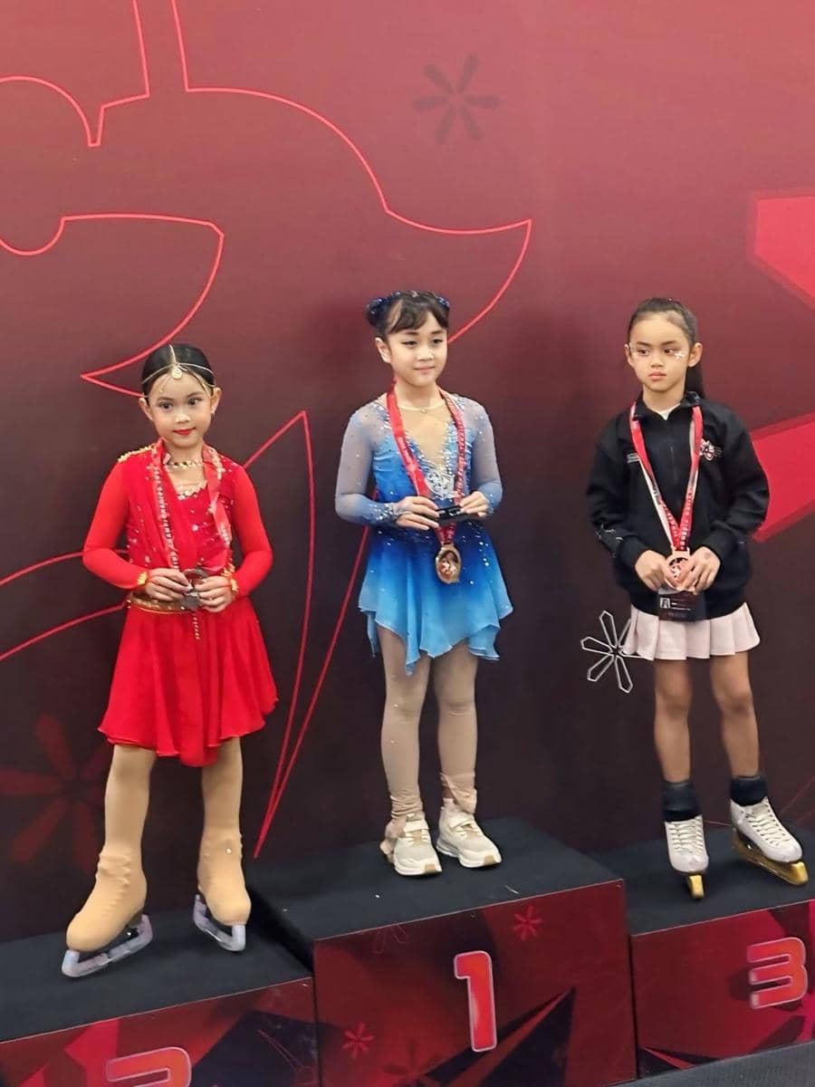 Sada anak Fitri Tropica juara kedua kejurnas ice skating