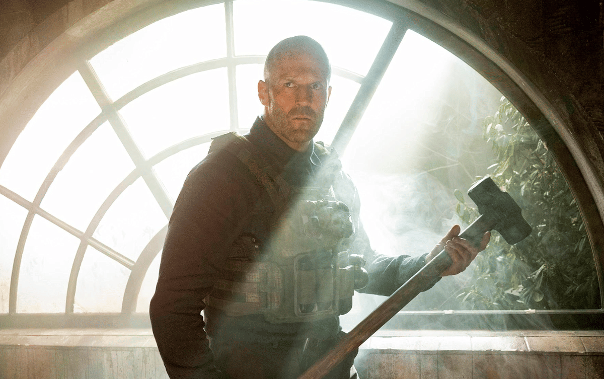 Jason Statham dalam A Working Man