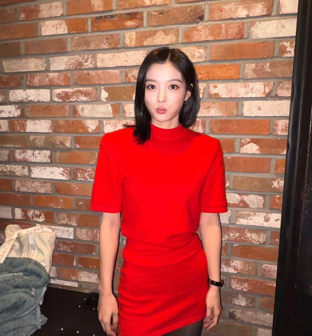 Inspirasi OOTD ala Kim Yoo Jung 