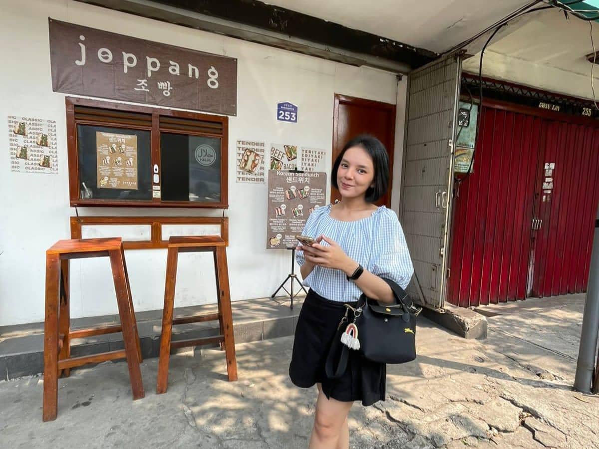 Christie Paulien Siregar, konten kreator finansial 