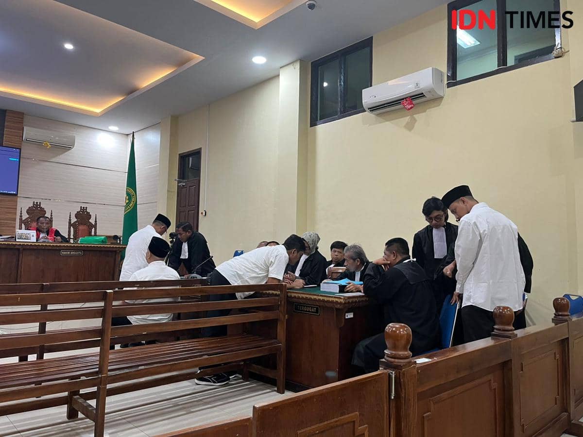 Didakwa Suap dan Korupsi, Ardito Wijaya Cs Kompak Tak Ajukan Eksepsi